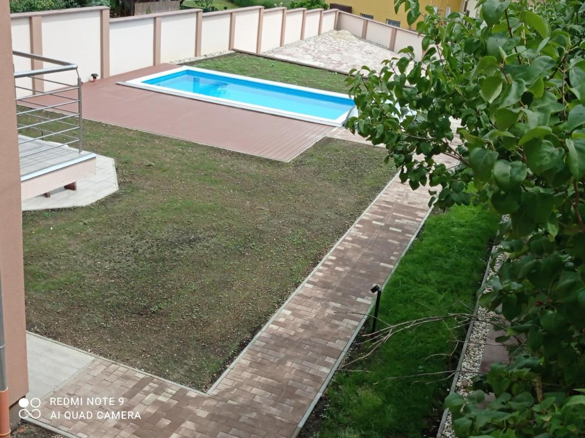 Karos Bianco Apartmanhaz Zalakaros
